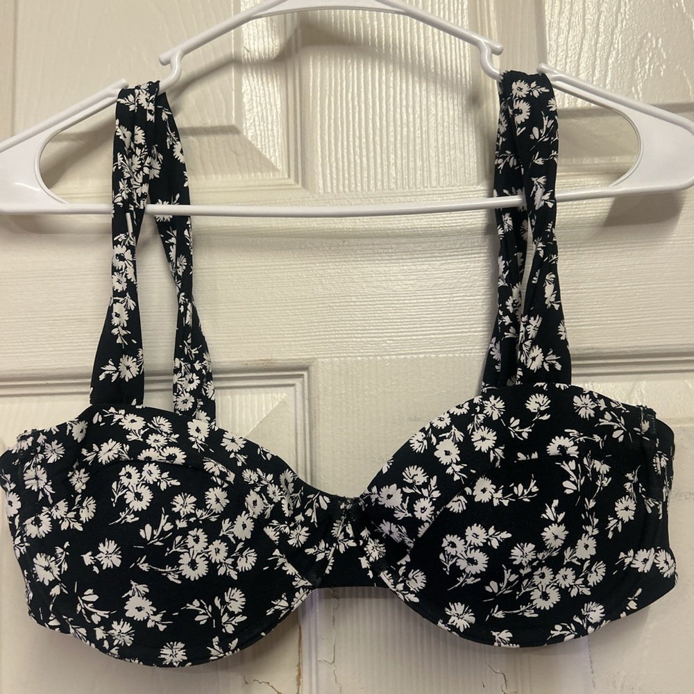 Bikini top